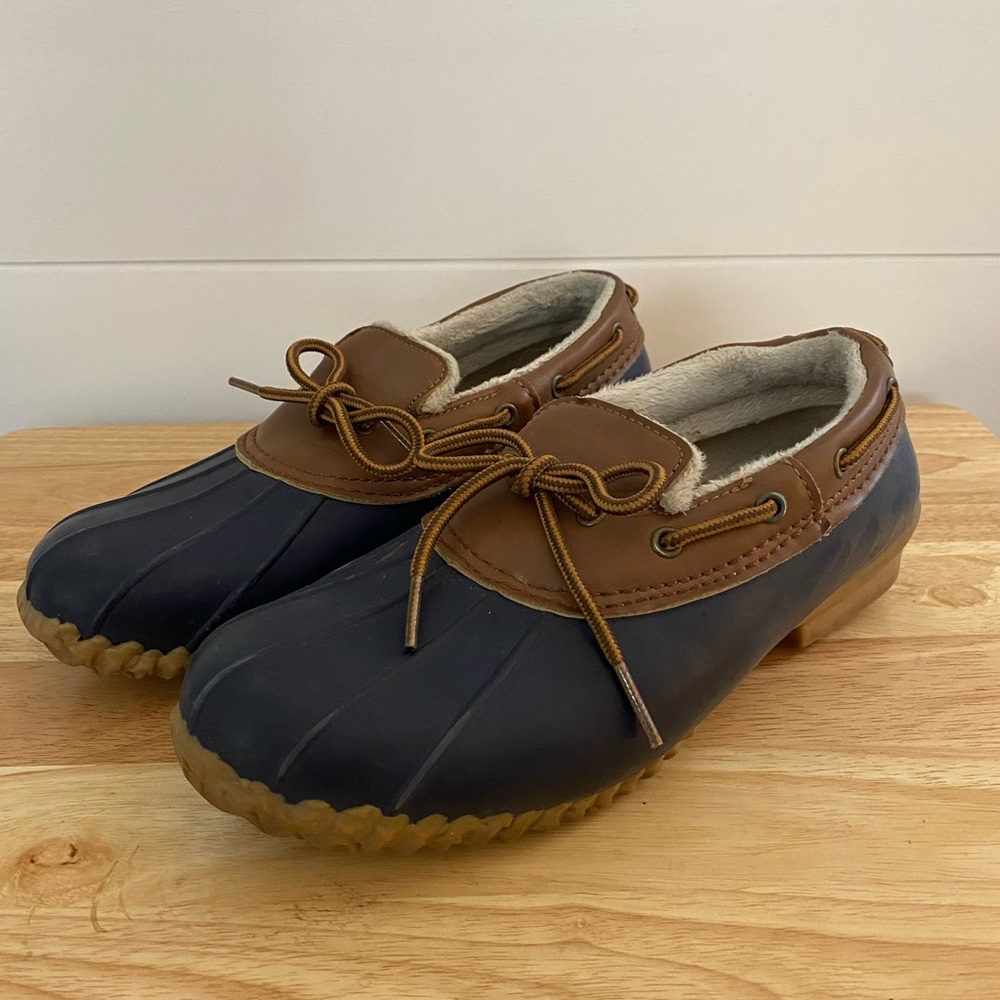 JBU duck slip on shoes